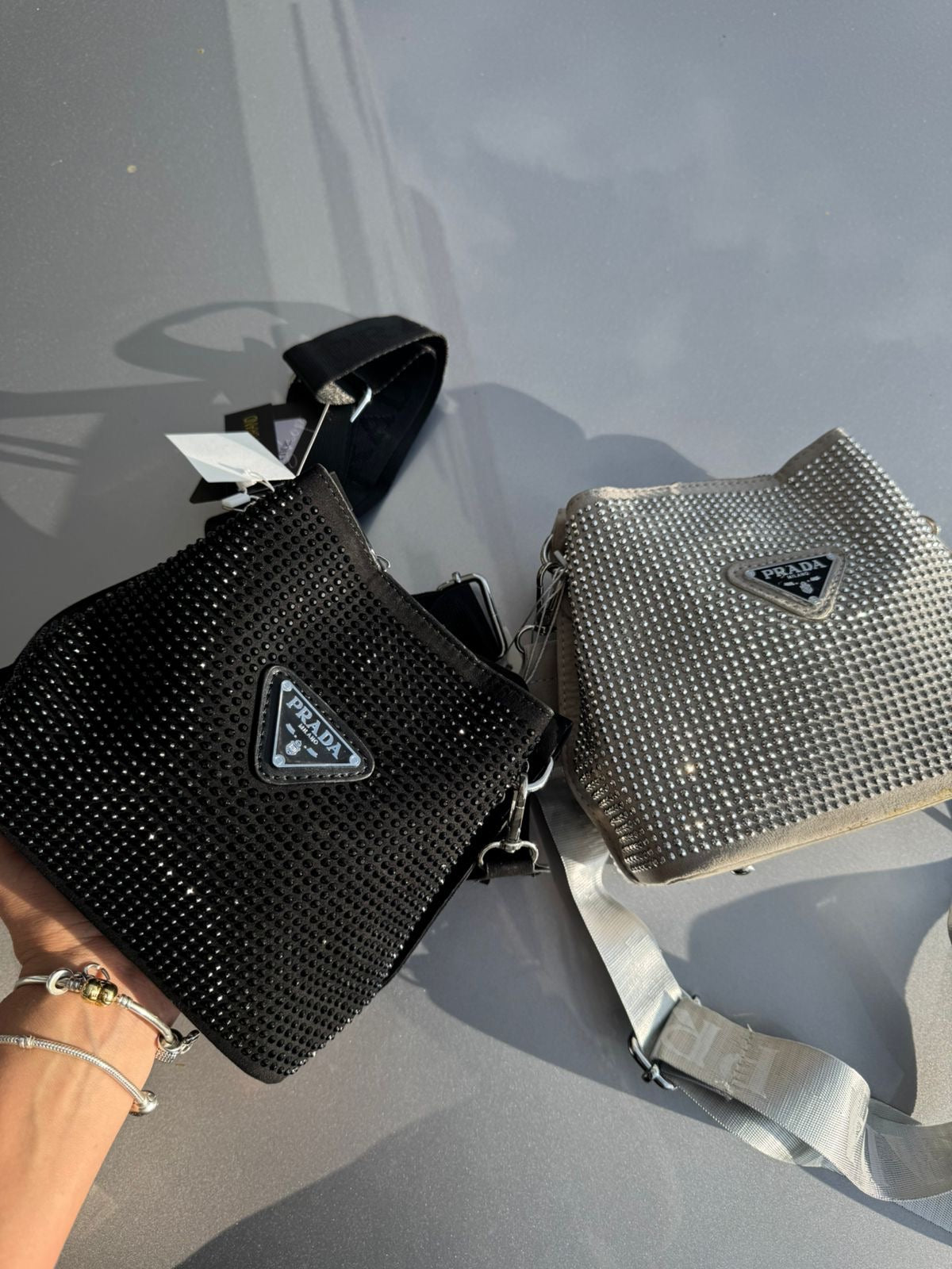 PRADA BRILLOS