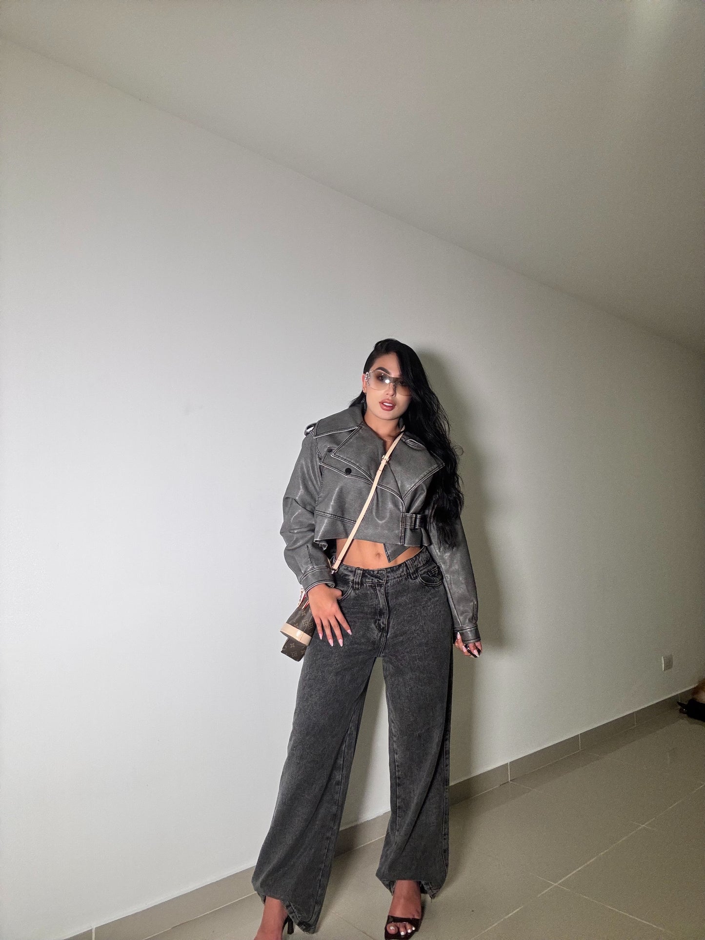 CHAQUETA GRIS