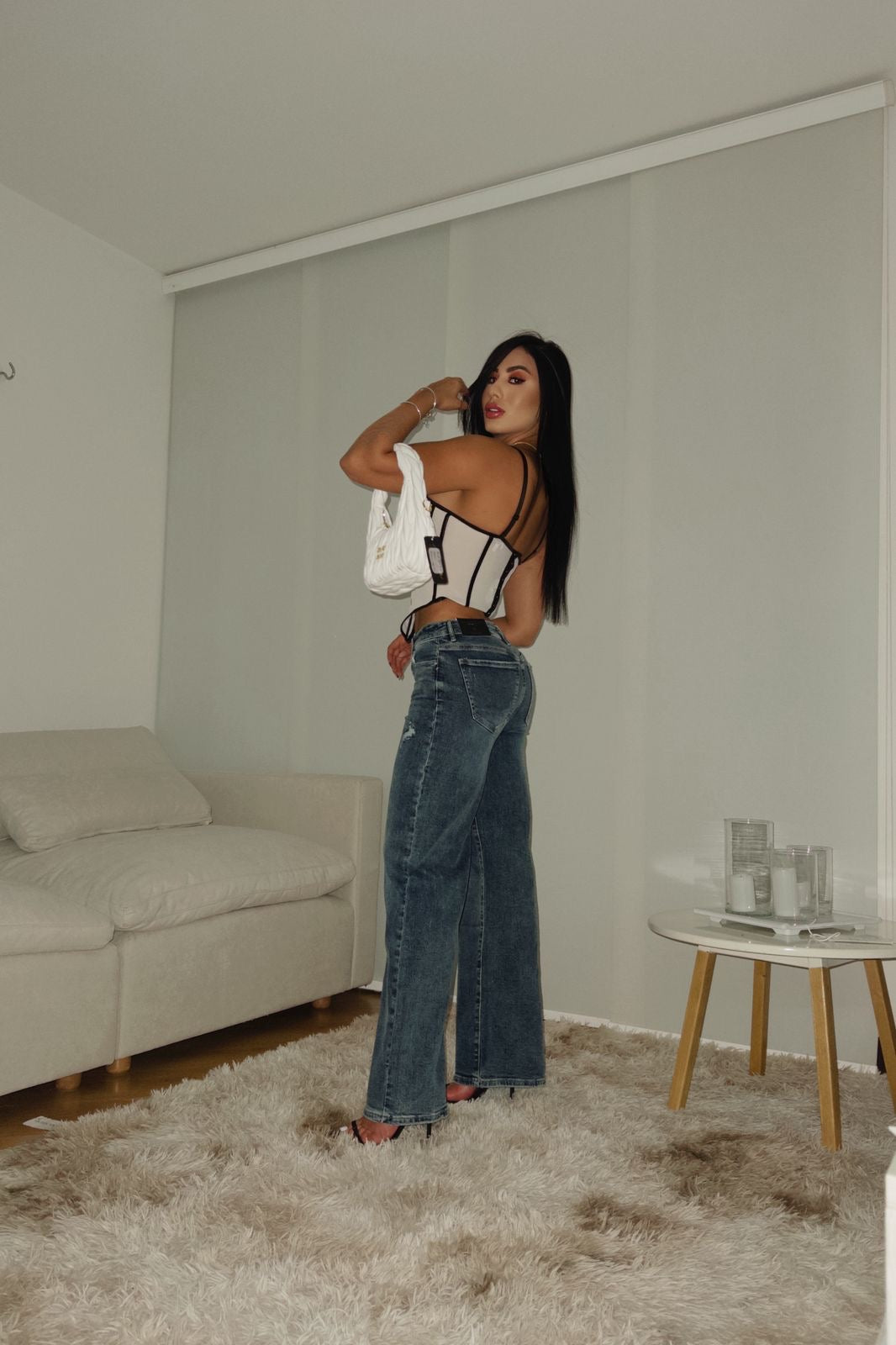 T285 JEAN LAULIA