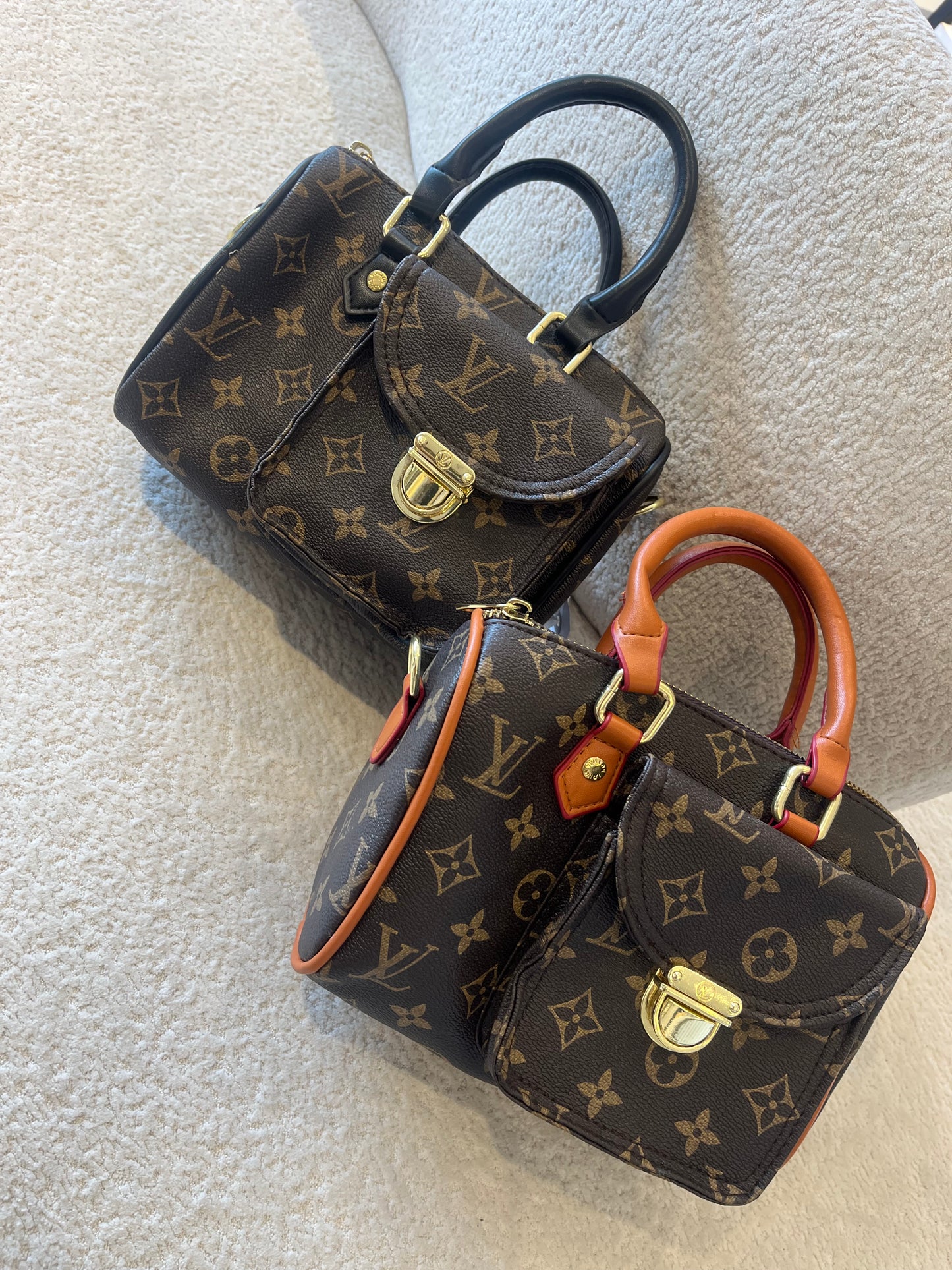 BOLSO BAÚL LV CON BOLSILLO