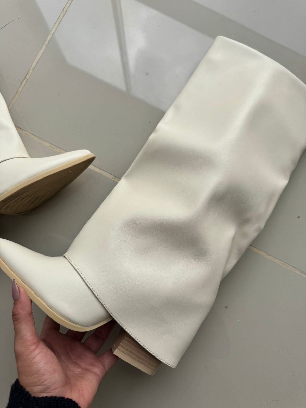 BOTAS IDEAL BEIGE