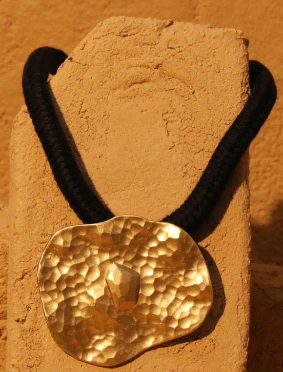 COLLAR 0486