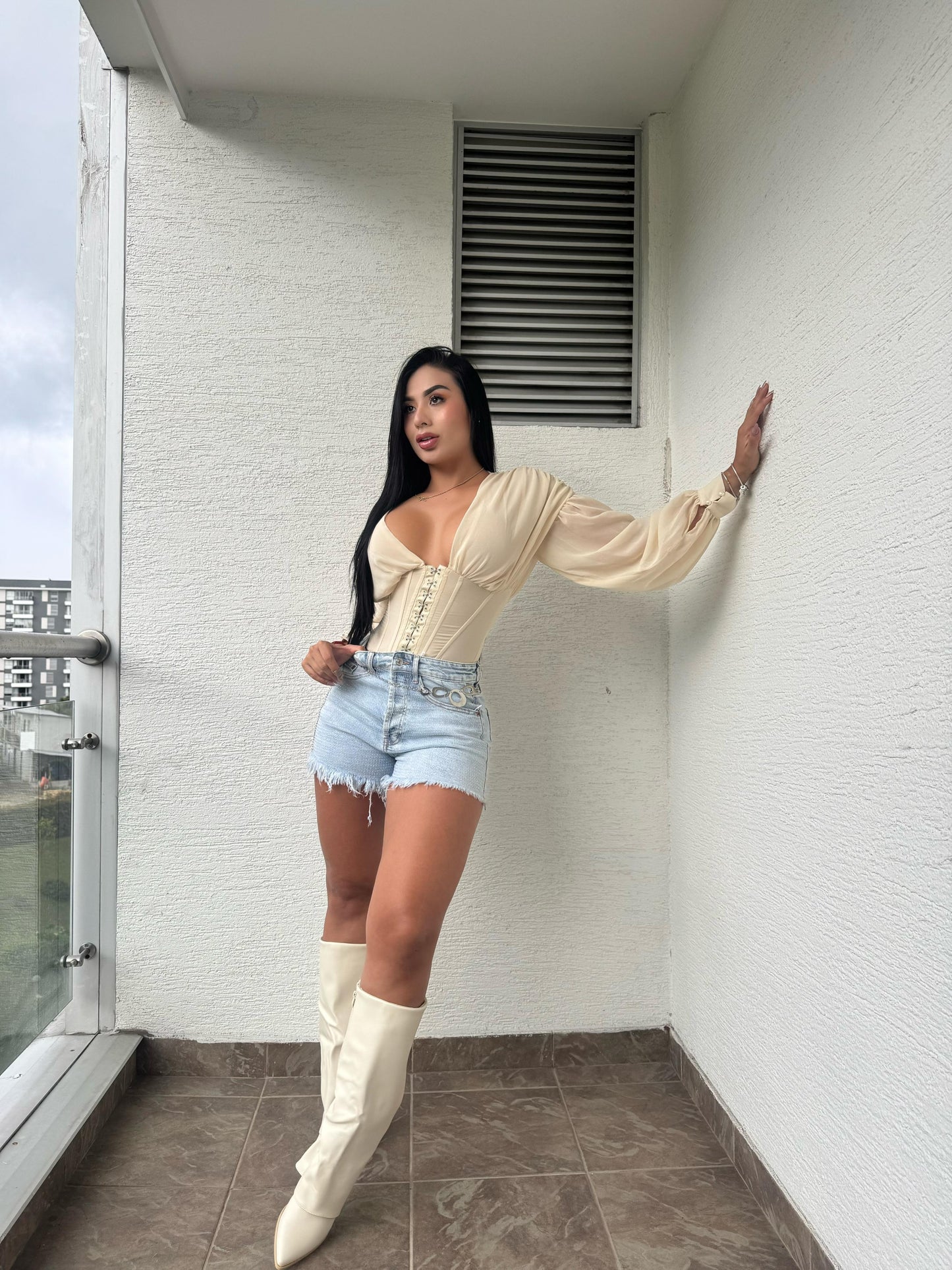 BOTAS IDEAL BEIGE