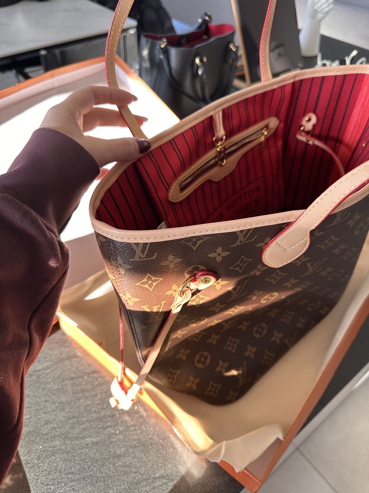 BOLSO NEVERFULL CAJA