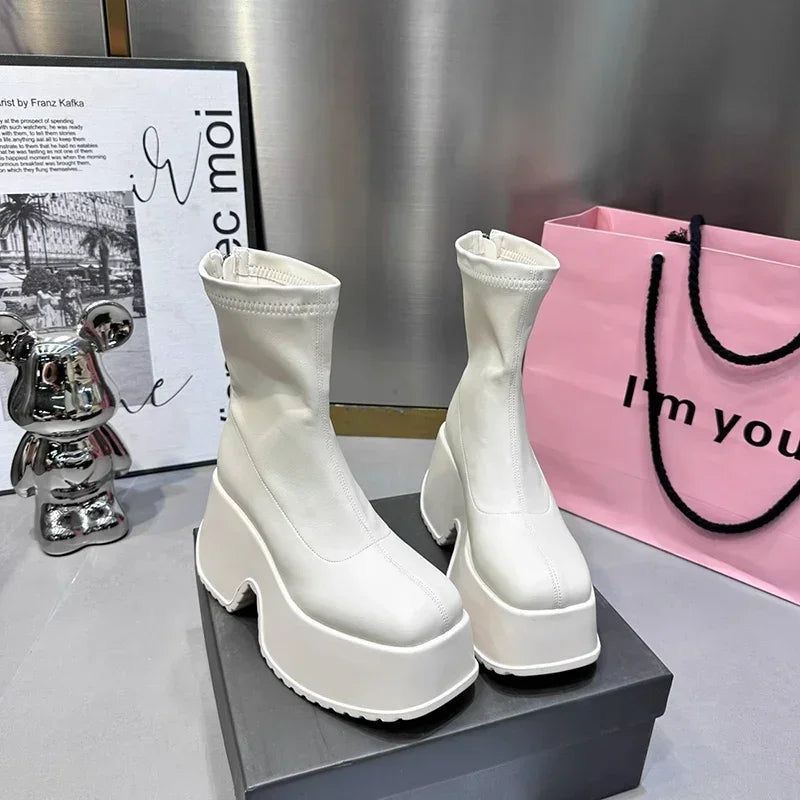 BOTAS BRATZ CORTAS