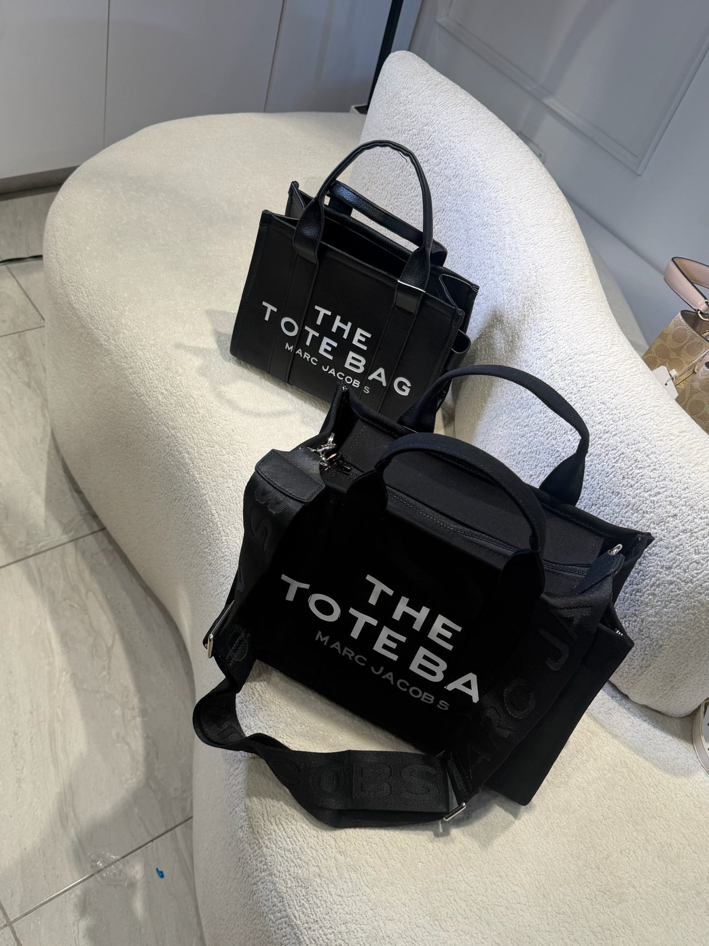 BOLSO TOTE MARCJACOBS