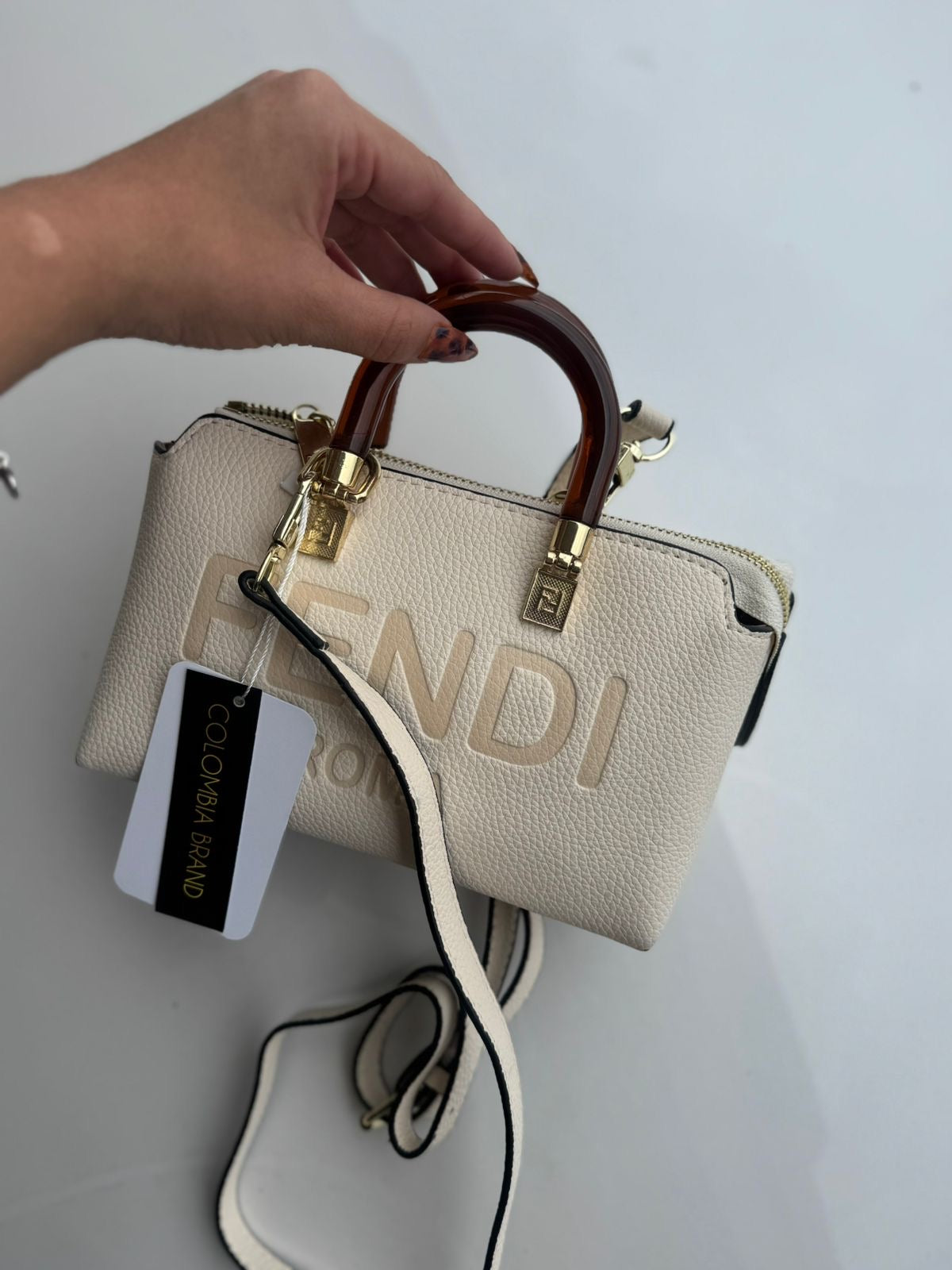 BOLSO FENDI BAÚL