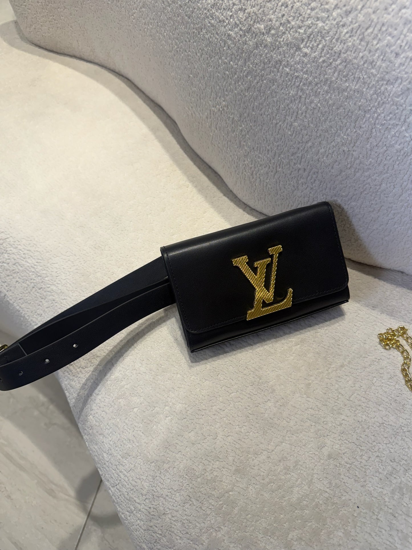 CANGURO LV NEGRO