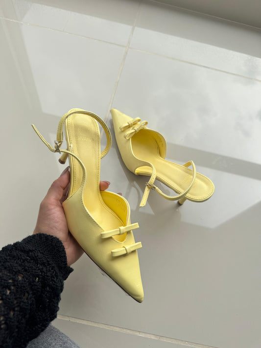 LOLA 5252 AMARILLO