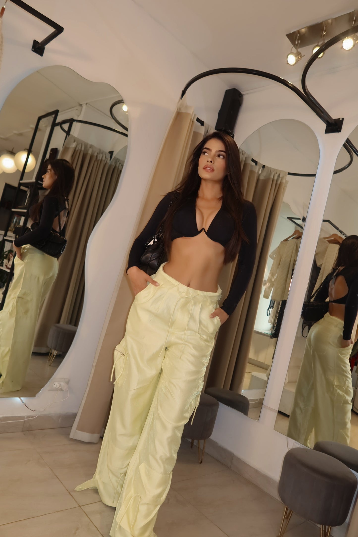 2712 PANTALÓN AMARILLO