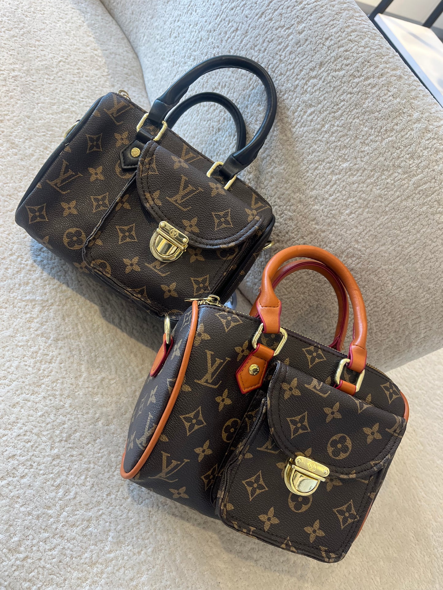 BOLSO BAÚL LV CON BOLSILLO