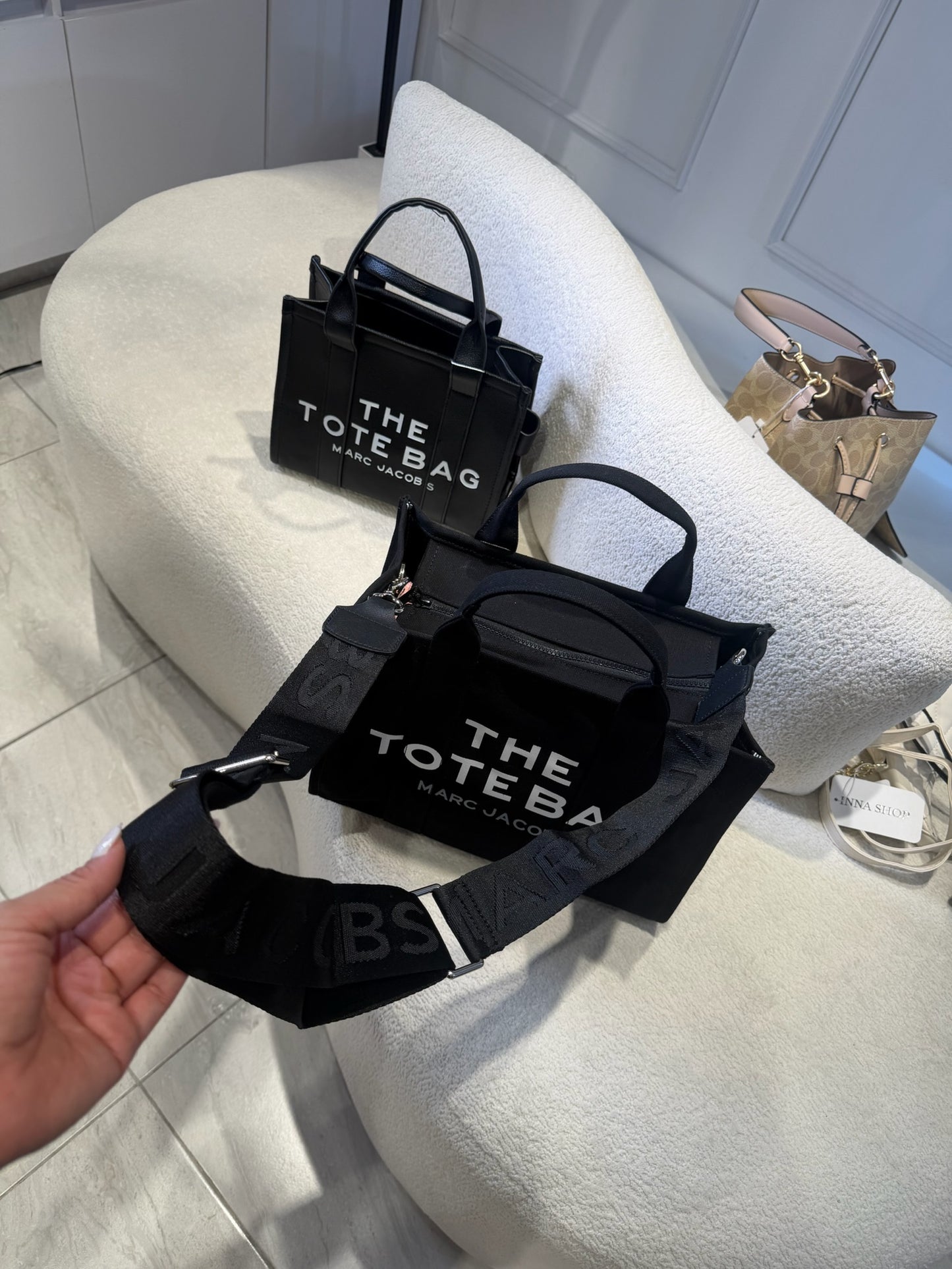 BOLSO TOTE MARCJACOBS