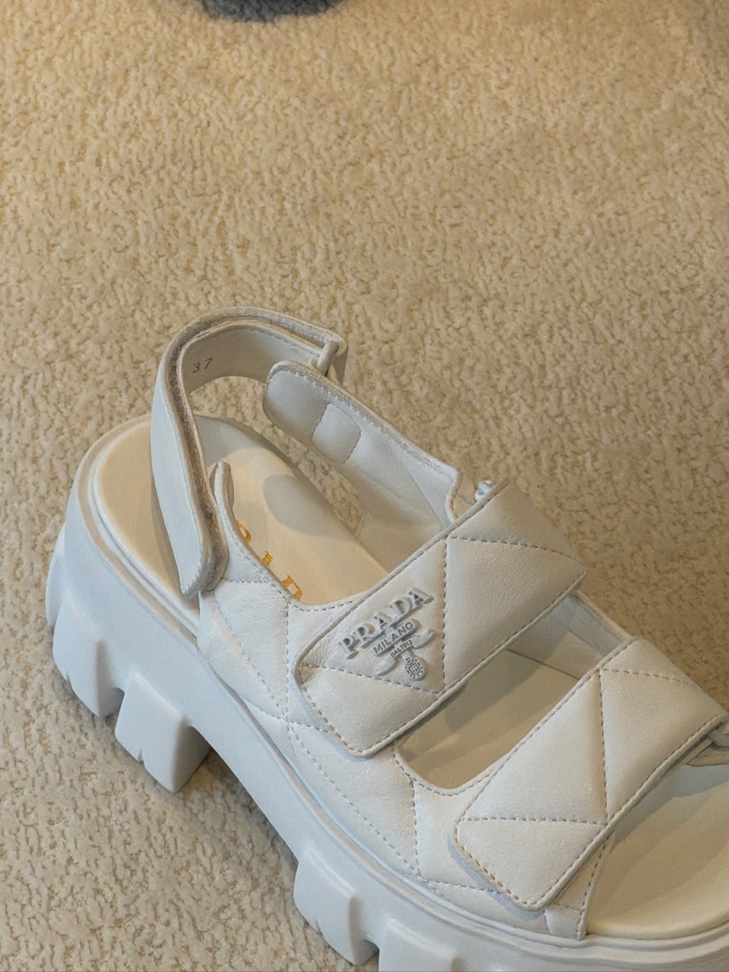 SANDALIAS PRADA