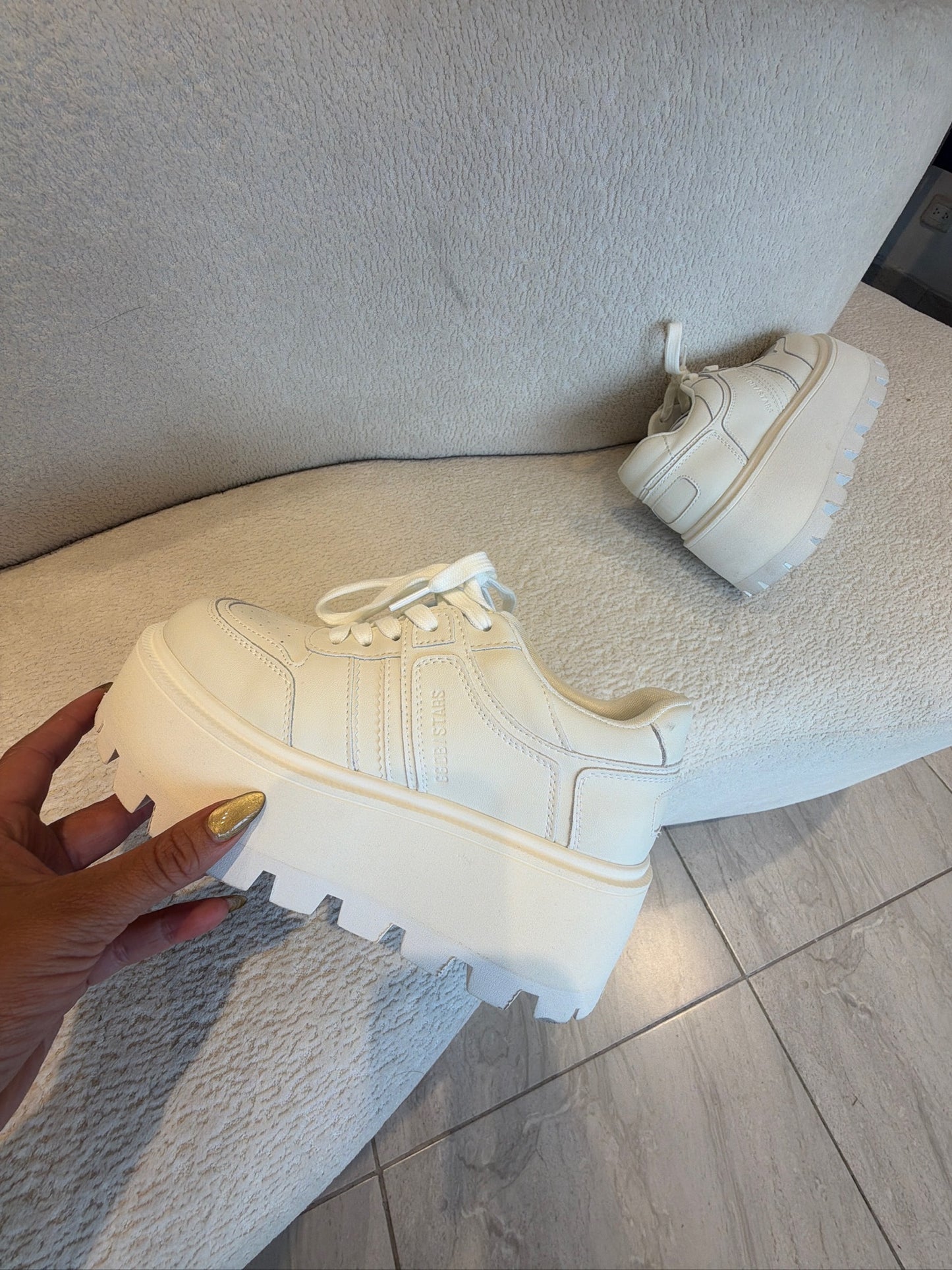 TENIS PLATAFORMA BLANCOS