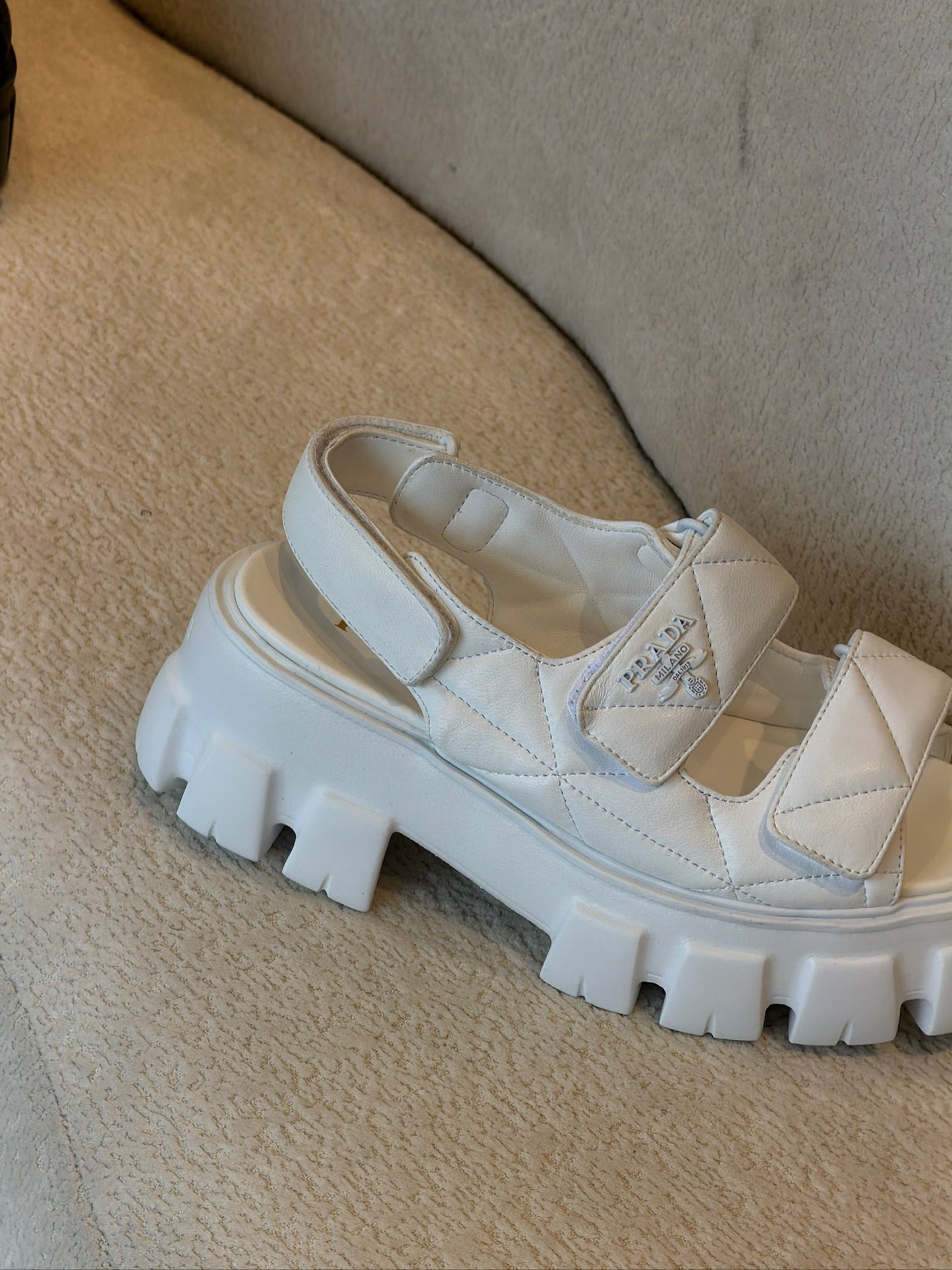 SANDALIAS PRADA