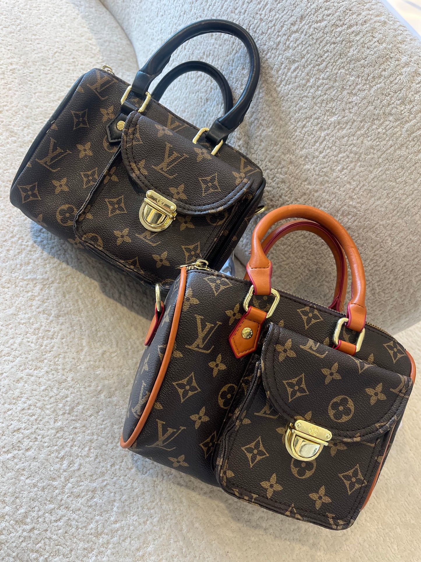 BOLSO BAÚL LV CON BOLSILLO