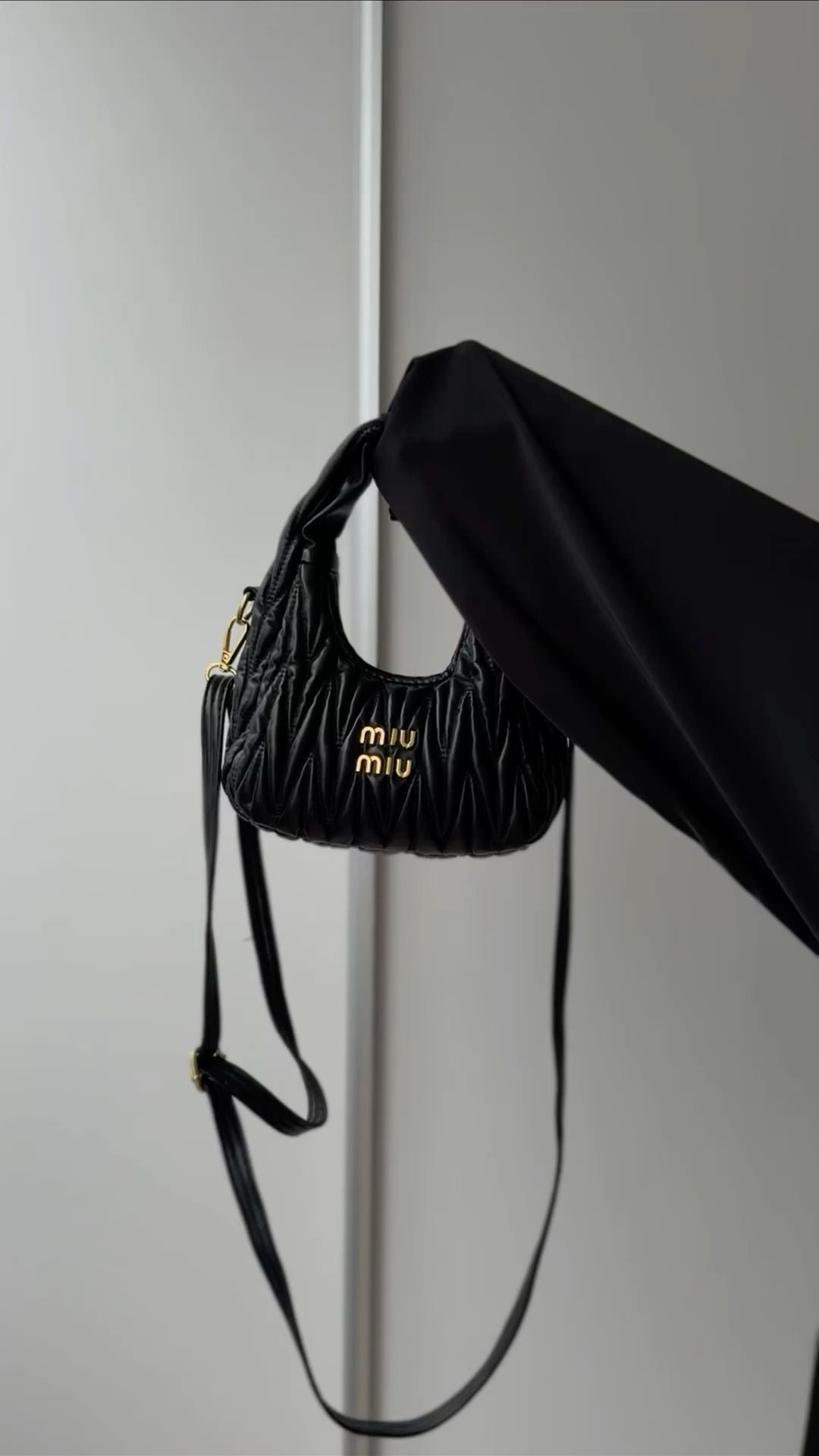 MIU MIU NEGRO BOLSO