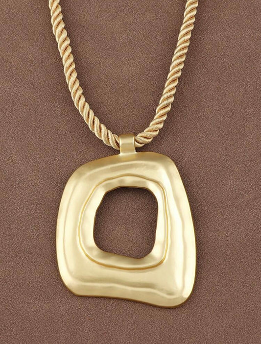 COLLAR 2232