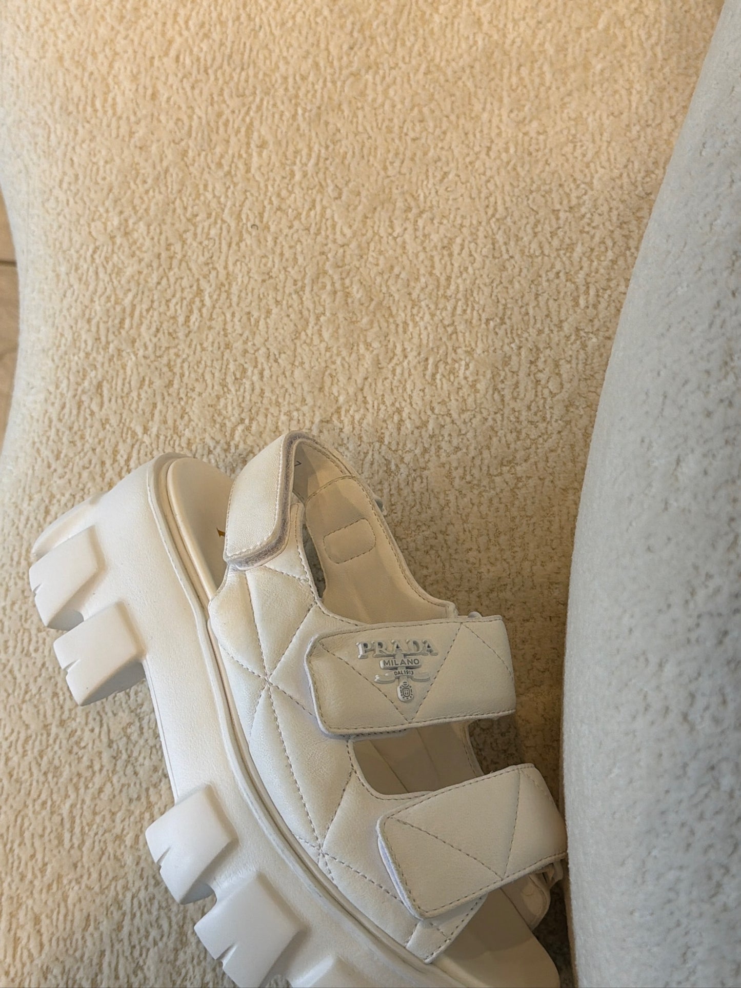 SANDALIAS PRADA