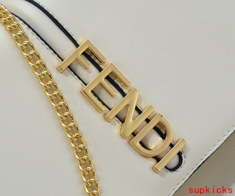 BOLSO FENDI CAJA