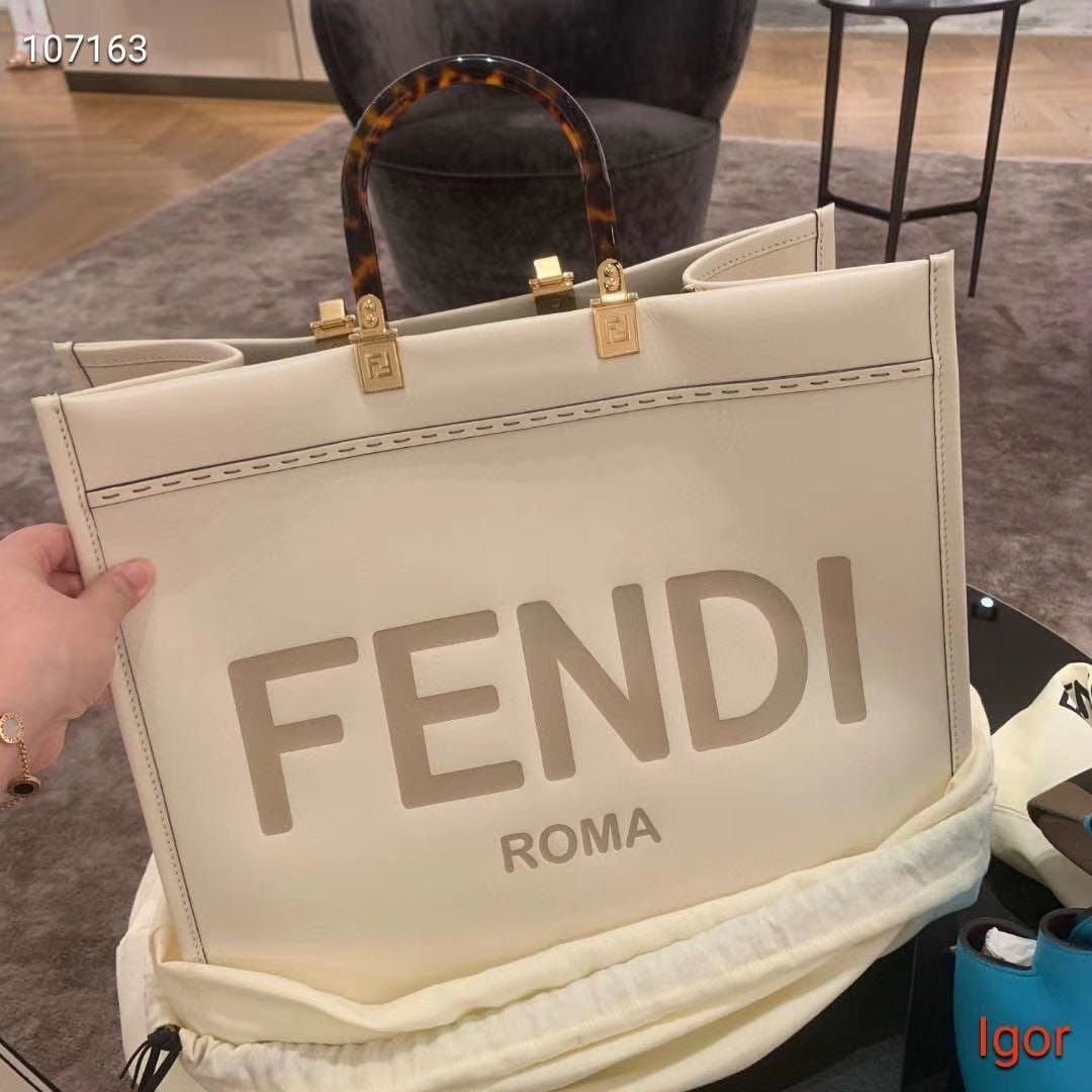 BOLSO FENDI CAJA