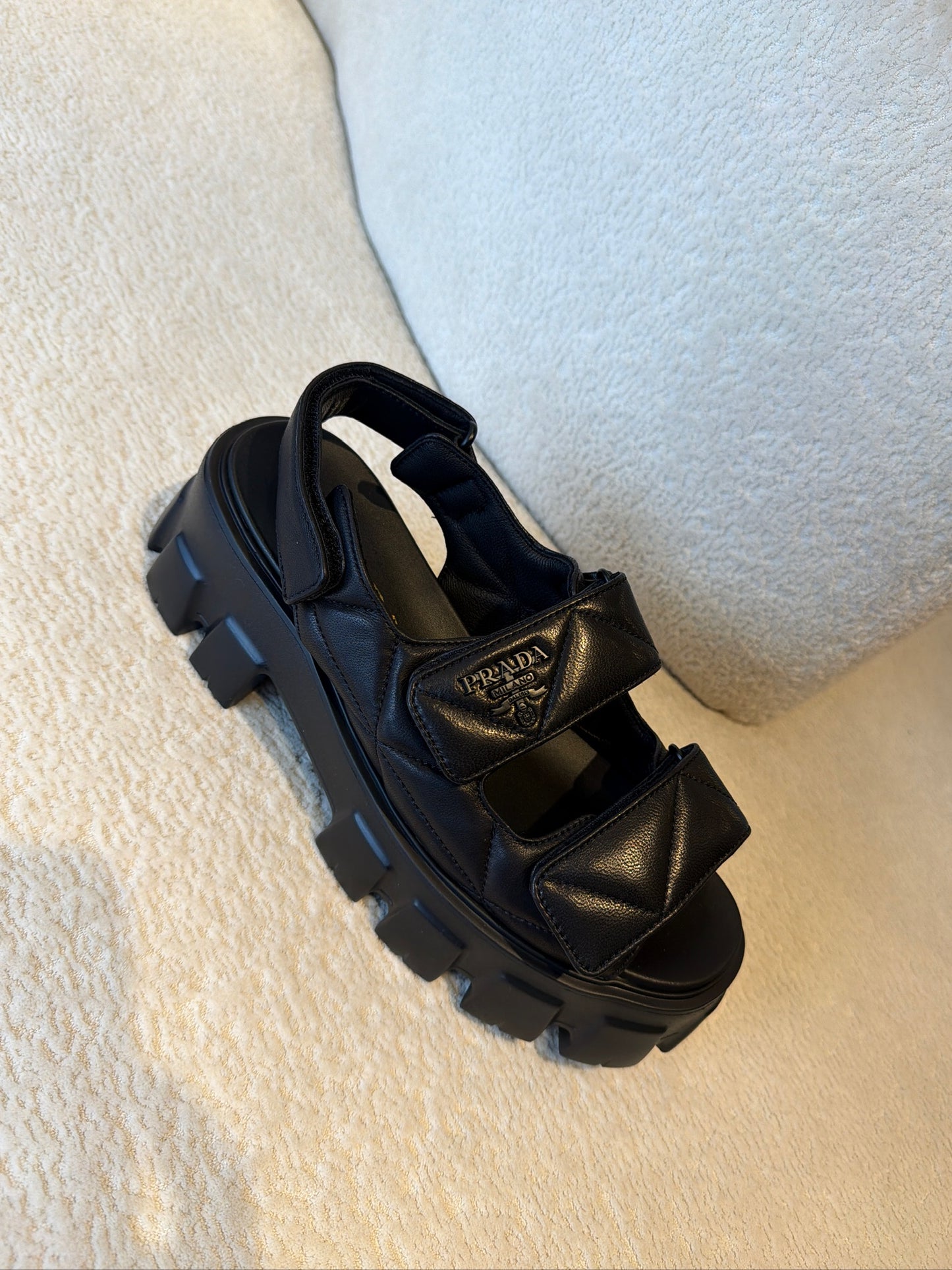 SANDALIAS PRADA
