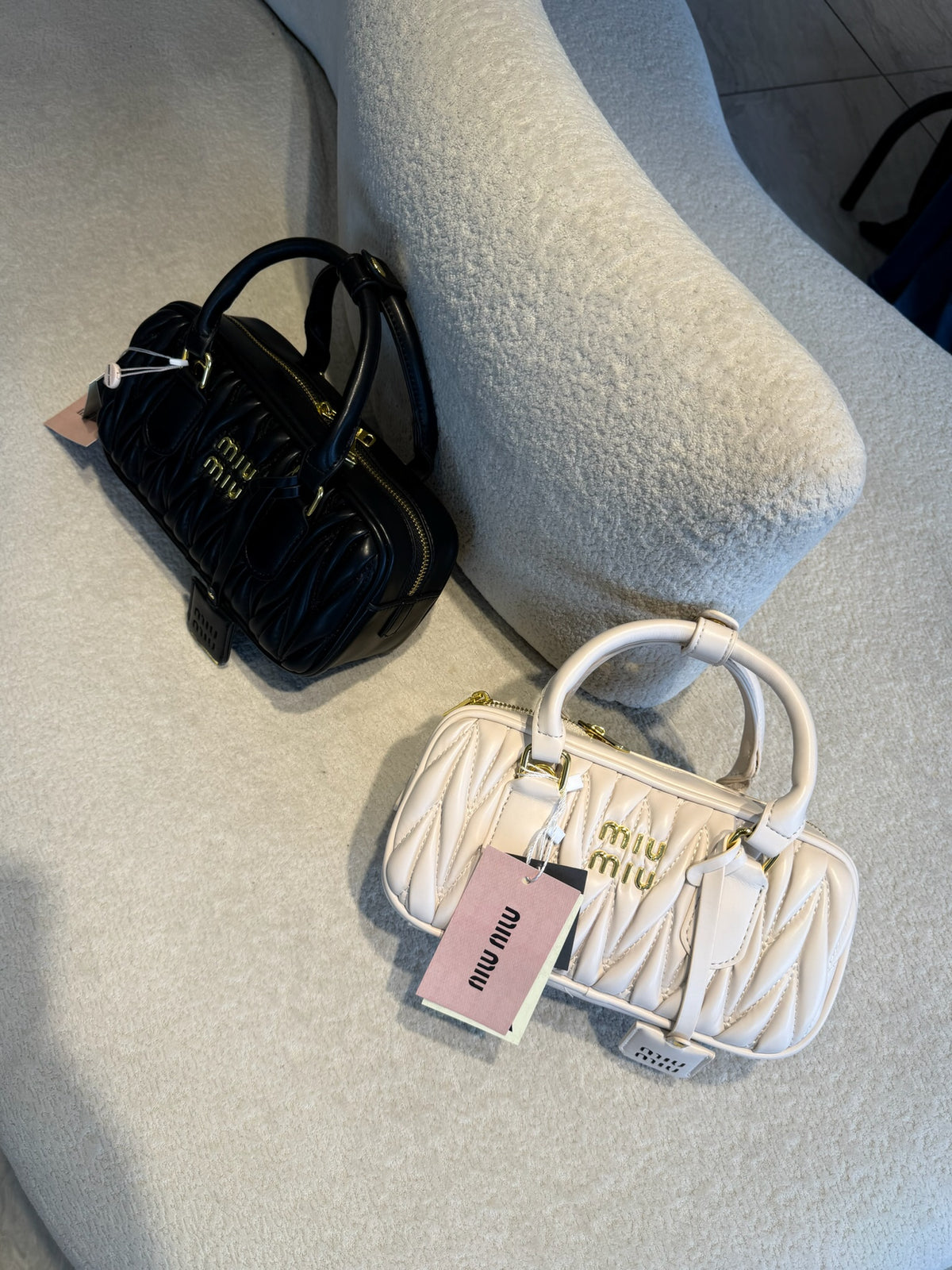 2389 BOLSO MIU MIU