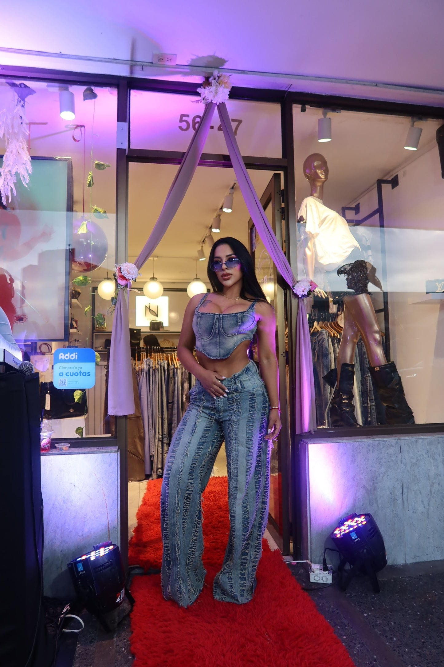 31747 CROP JEAN