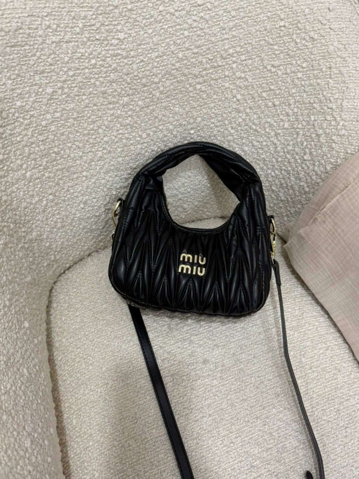 MIU MIU NEGRO BOLSO