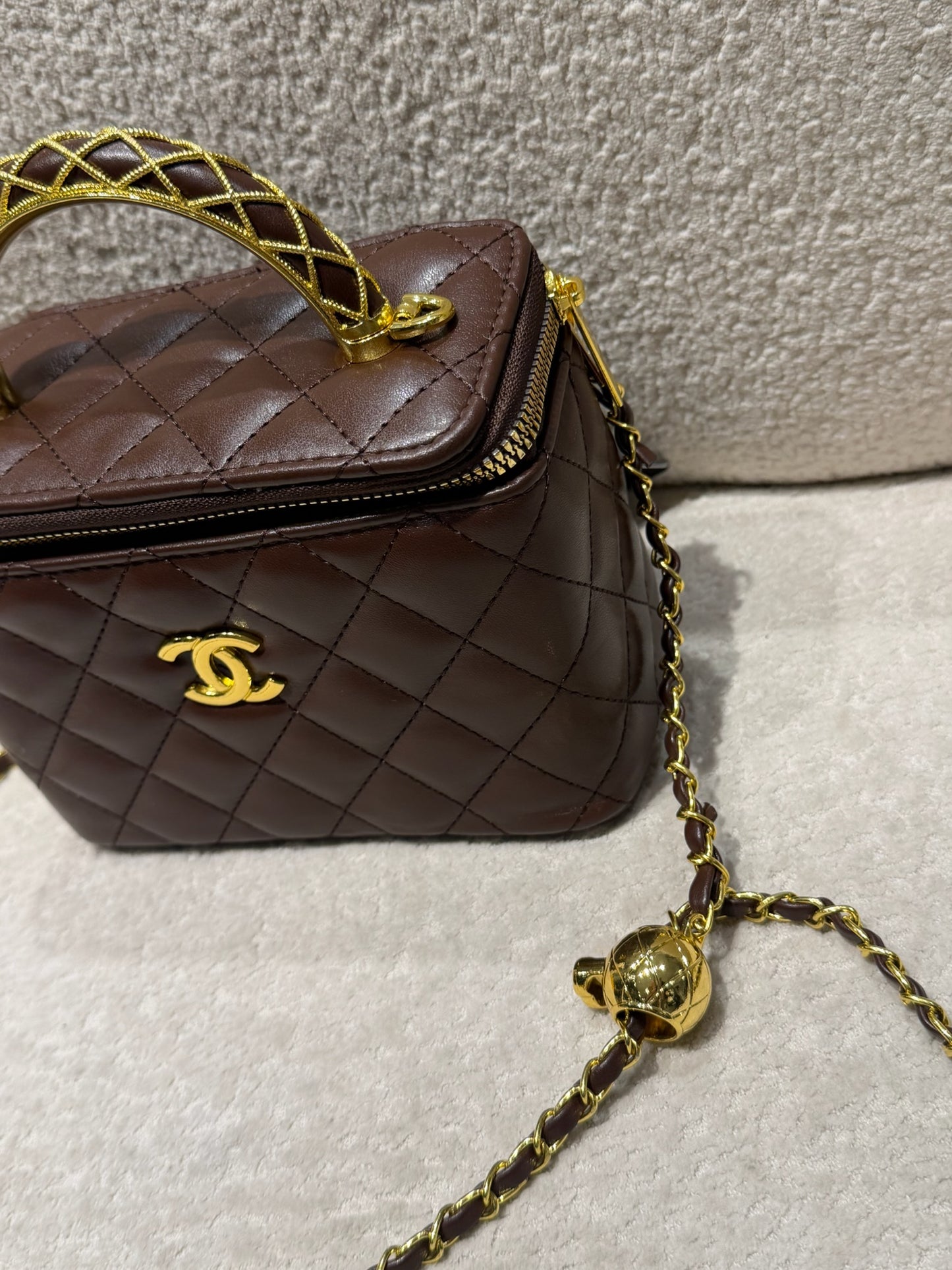 BOLSO COFRE CHANEL