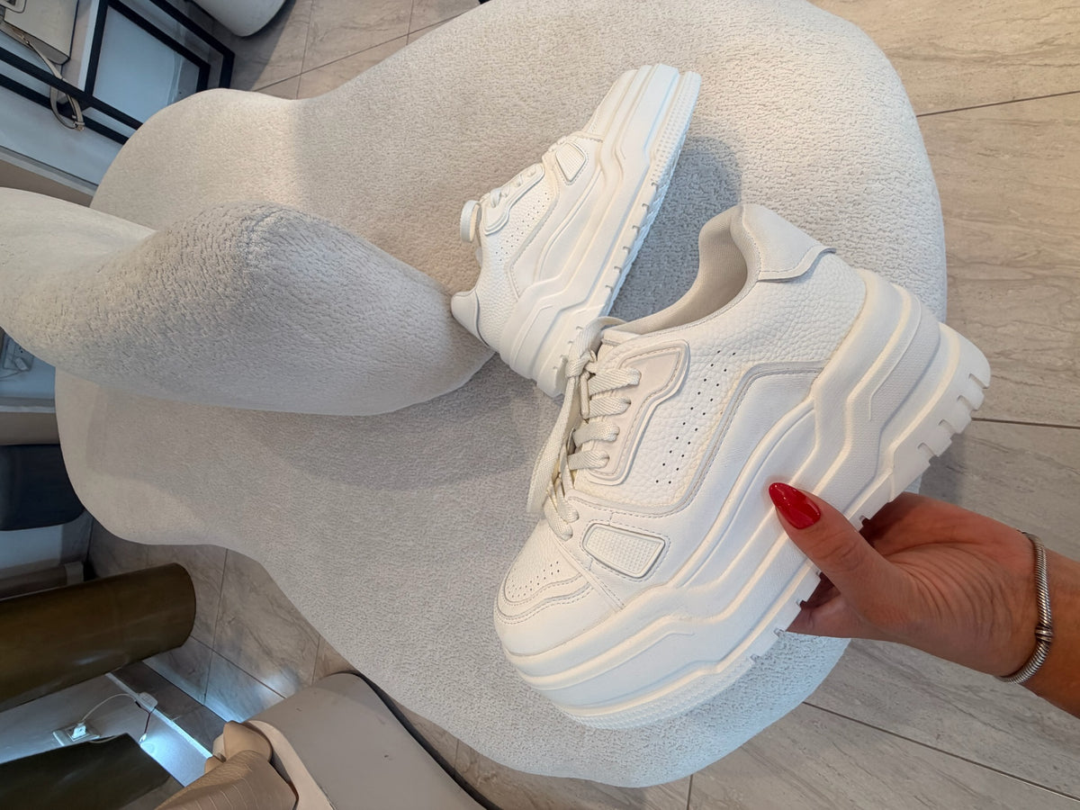 TENIS AIR BOLD