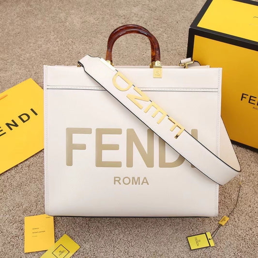 BOLSO FENDI CAJA