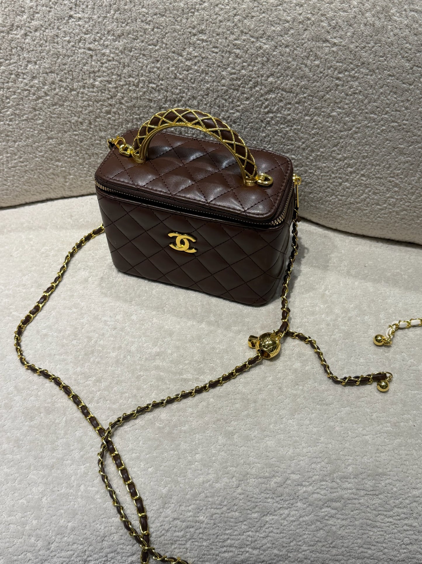 BOLSO COFRE CHANEL