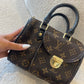 BOLSO LV CON BOLSILLO NEGRO