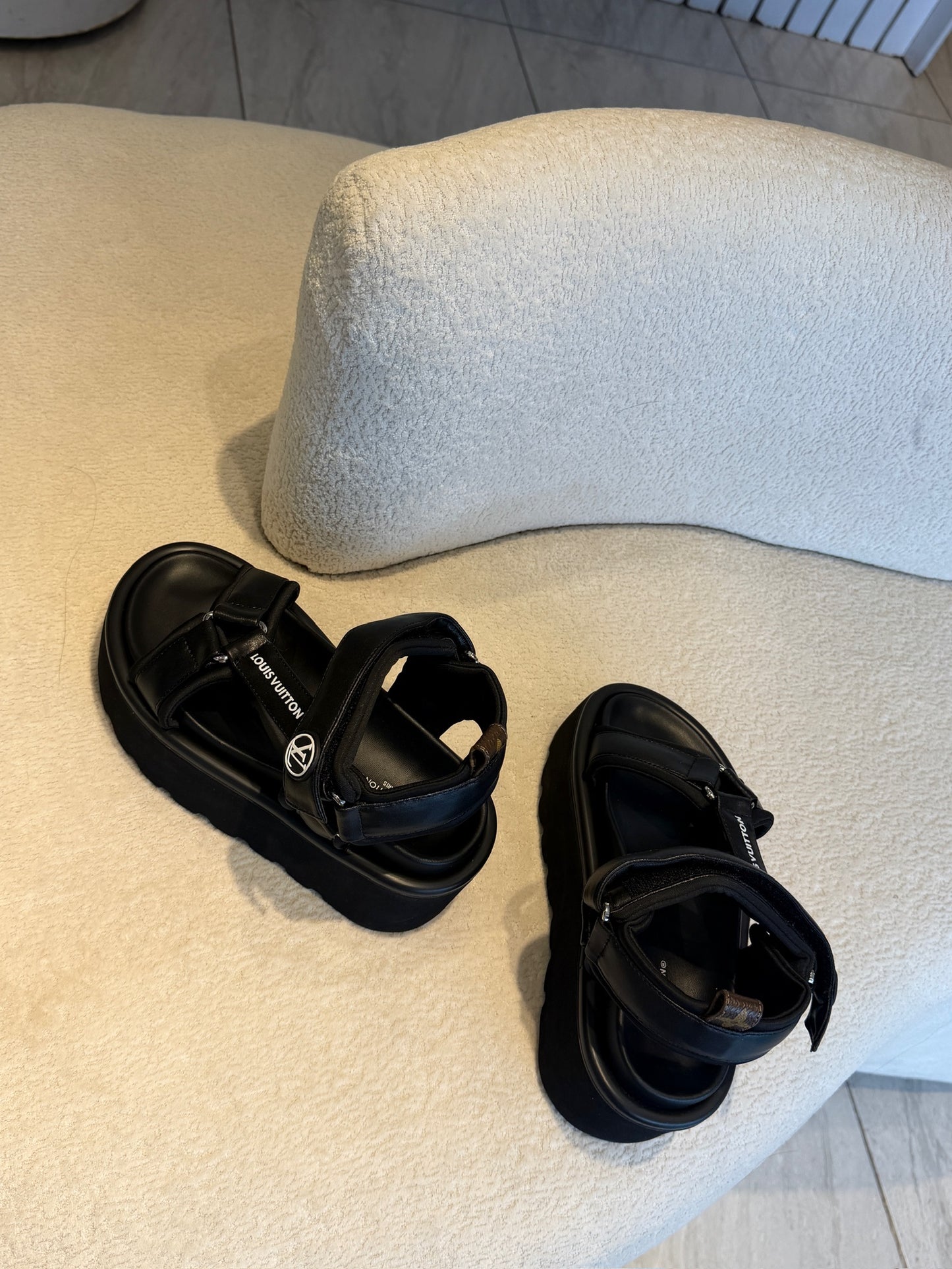SANDALIAS JEAN LV