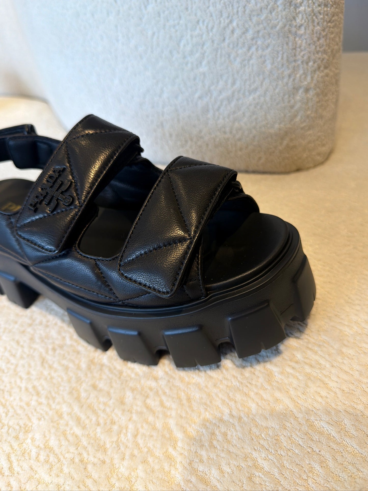 SANDALIAS PRADA