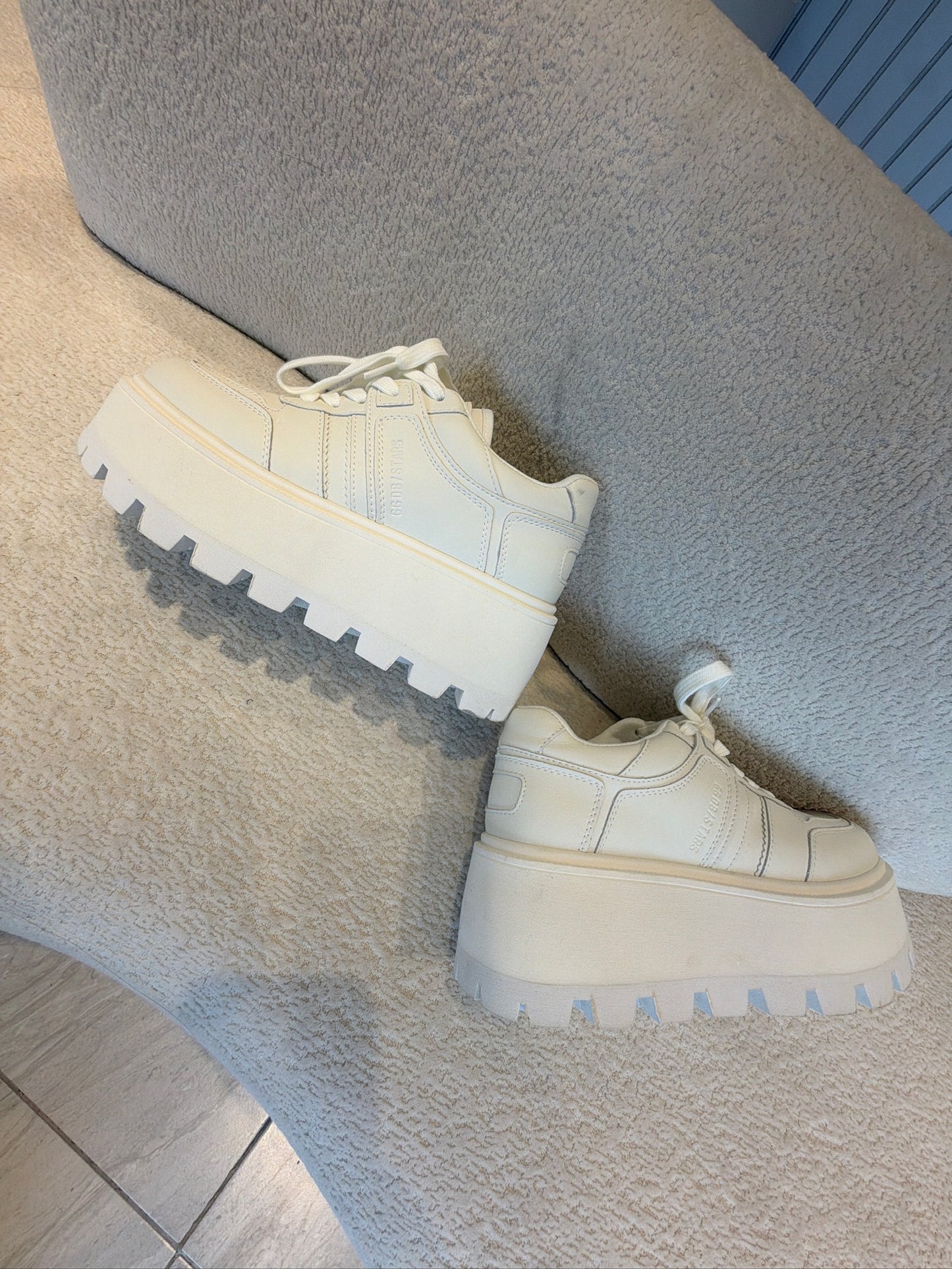 TENIS PLATAFORMA BLANCOS