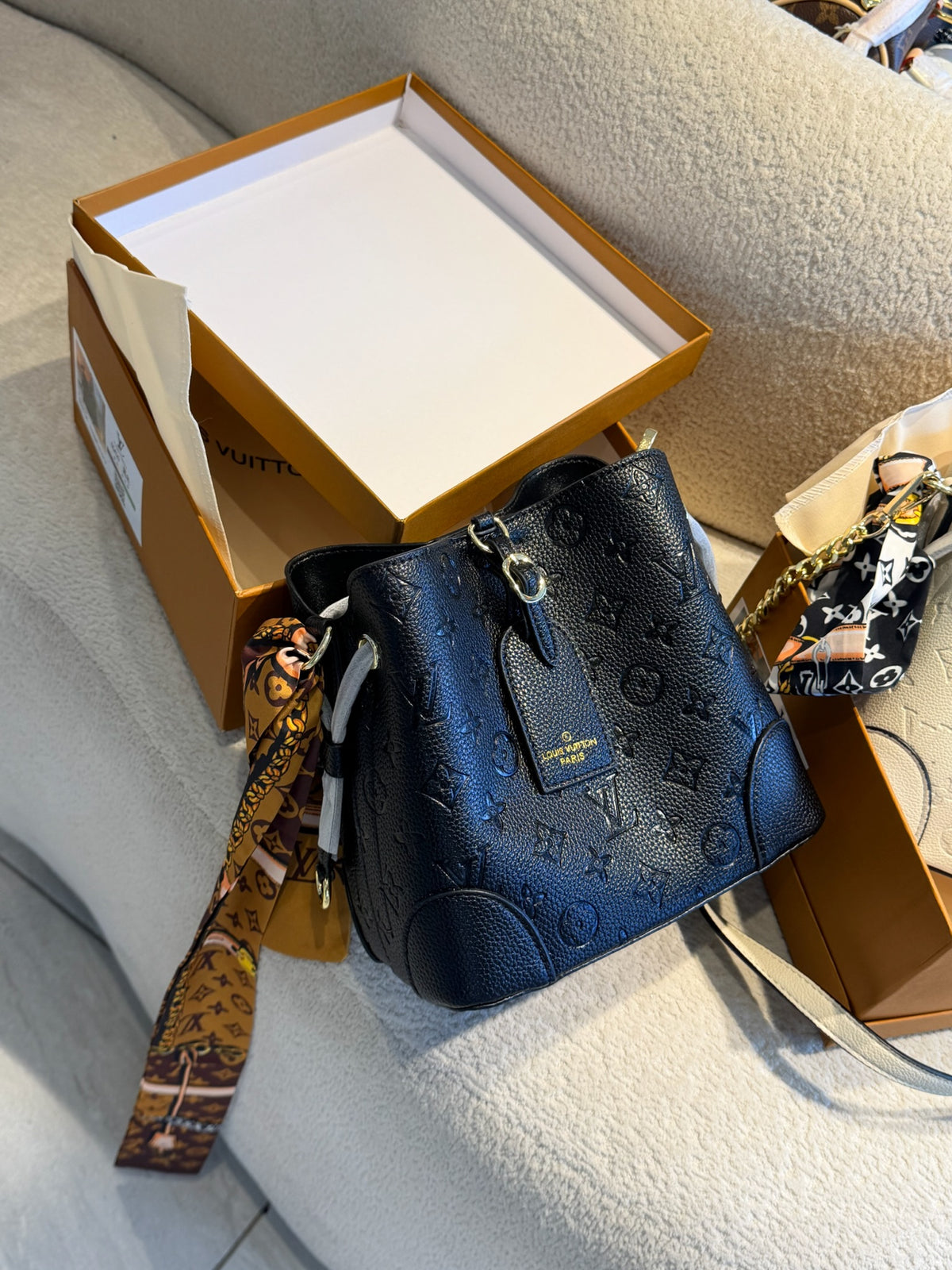 BOLSO TULA LV