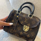 BOLSO LV CON BOLSILLO NEGRO