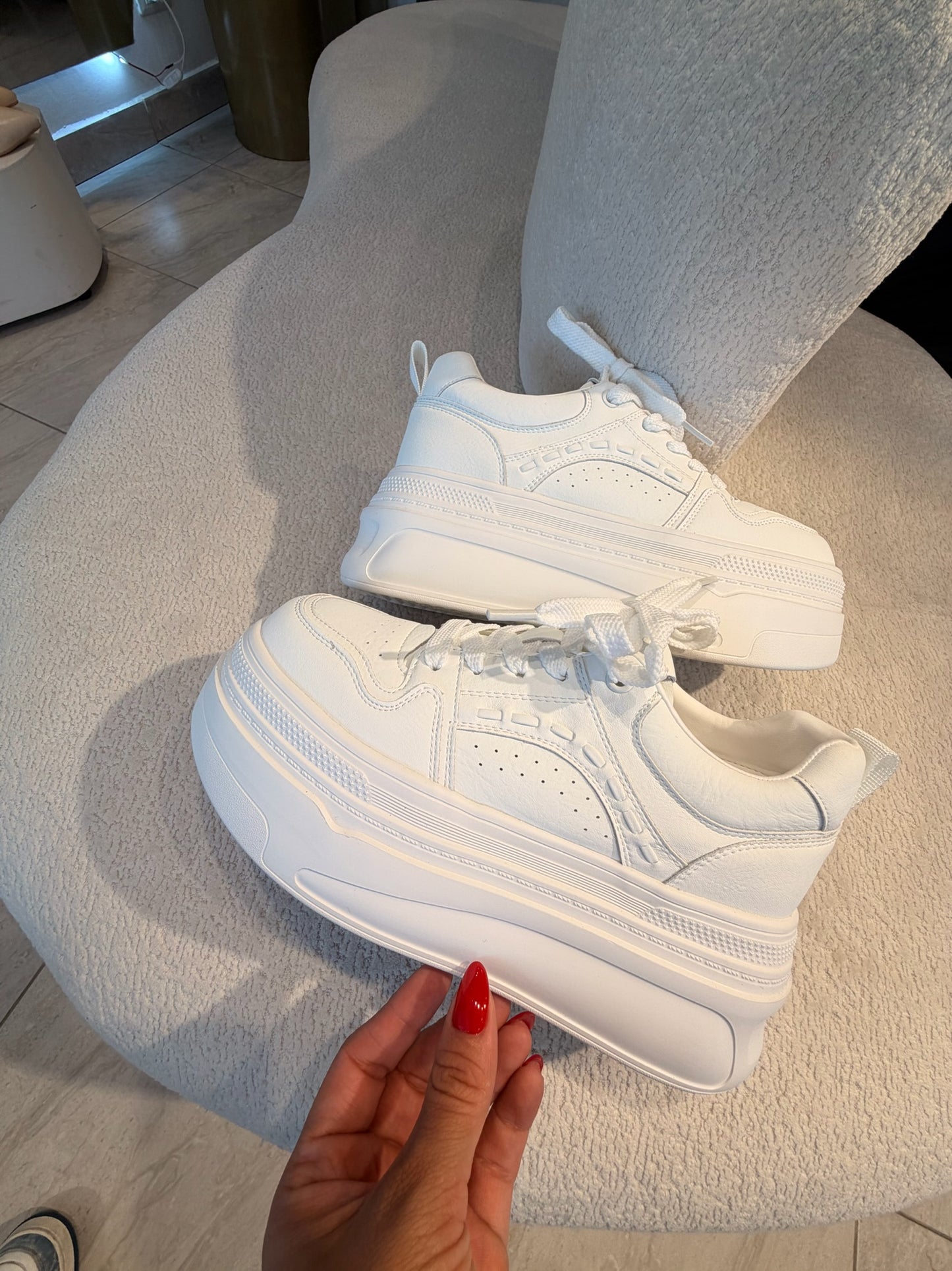 TENIS AIR BOLD 2