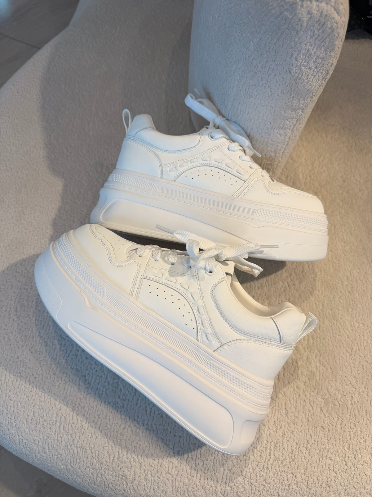 TENIS AIR BOLD 2