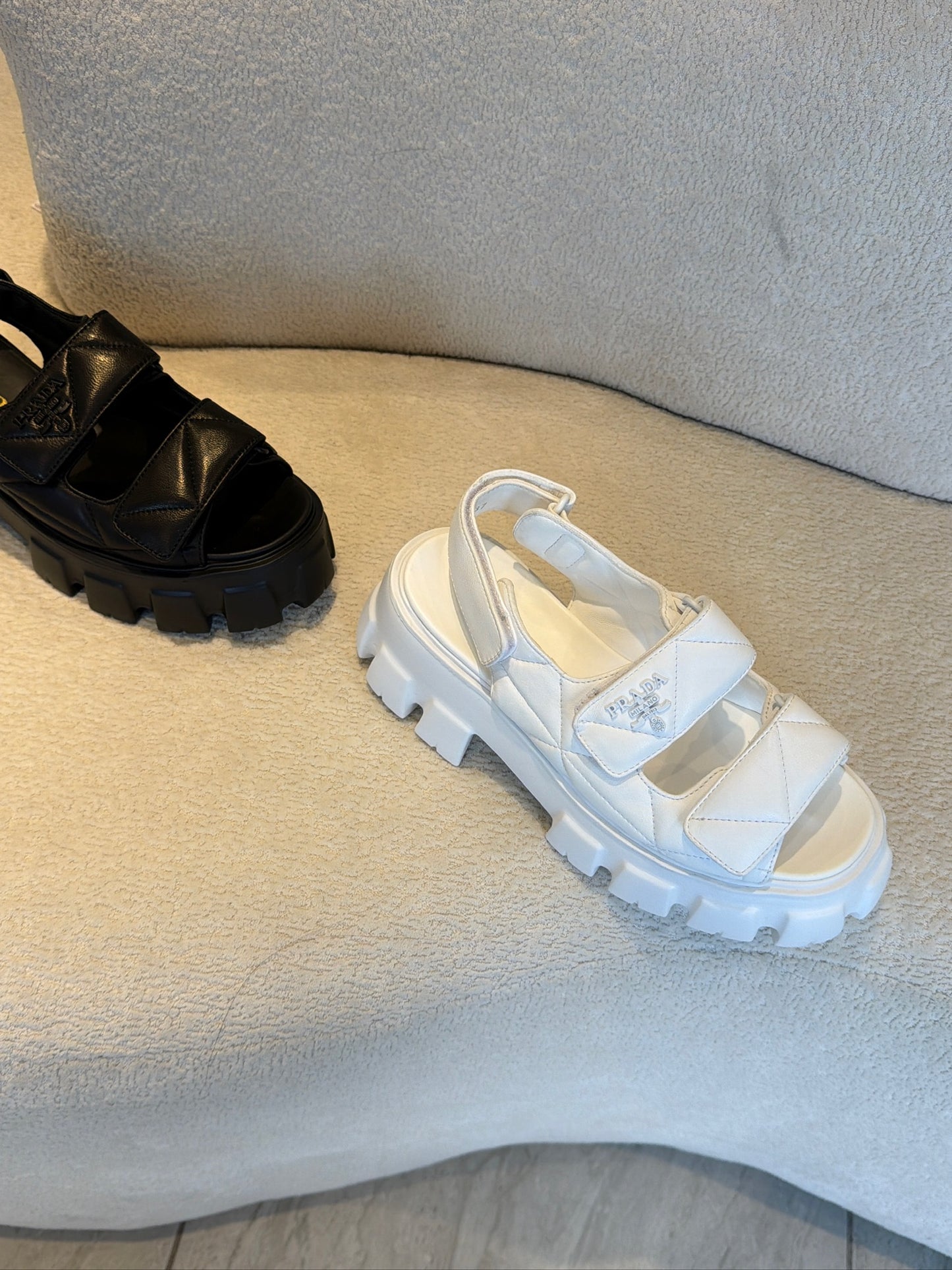 SANDALIAS PRADA