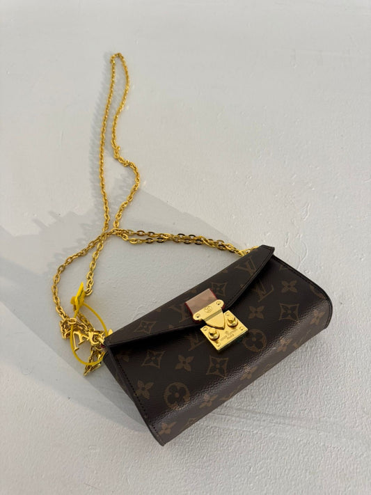 BOLSO LV CAJA