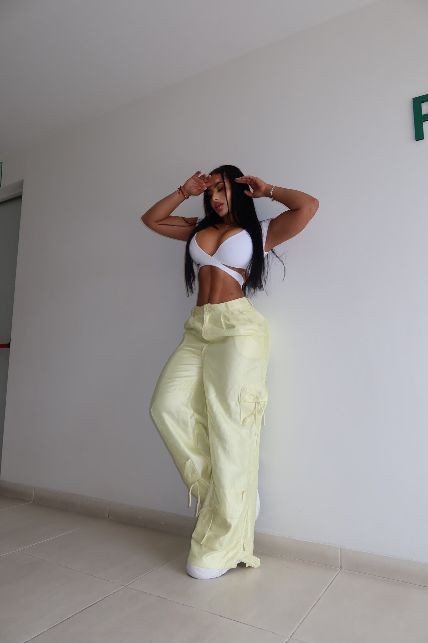 2712 PANTALÓN AMARILLO